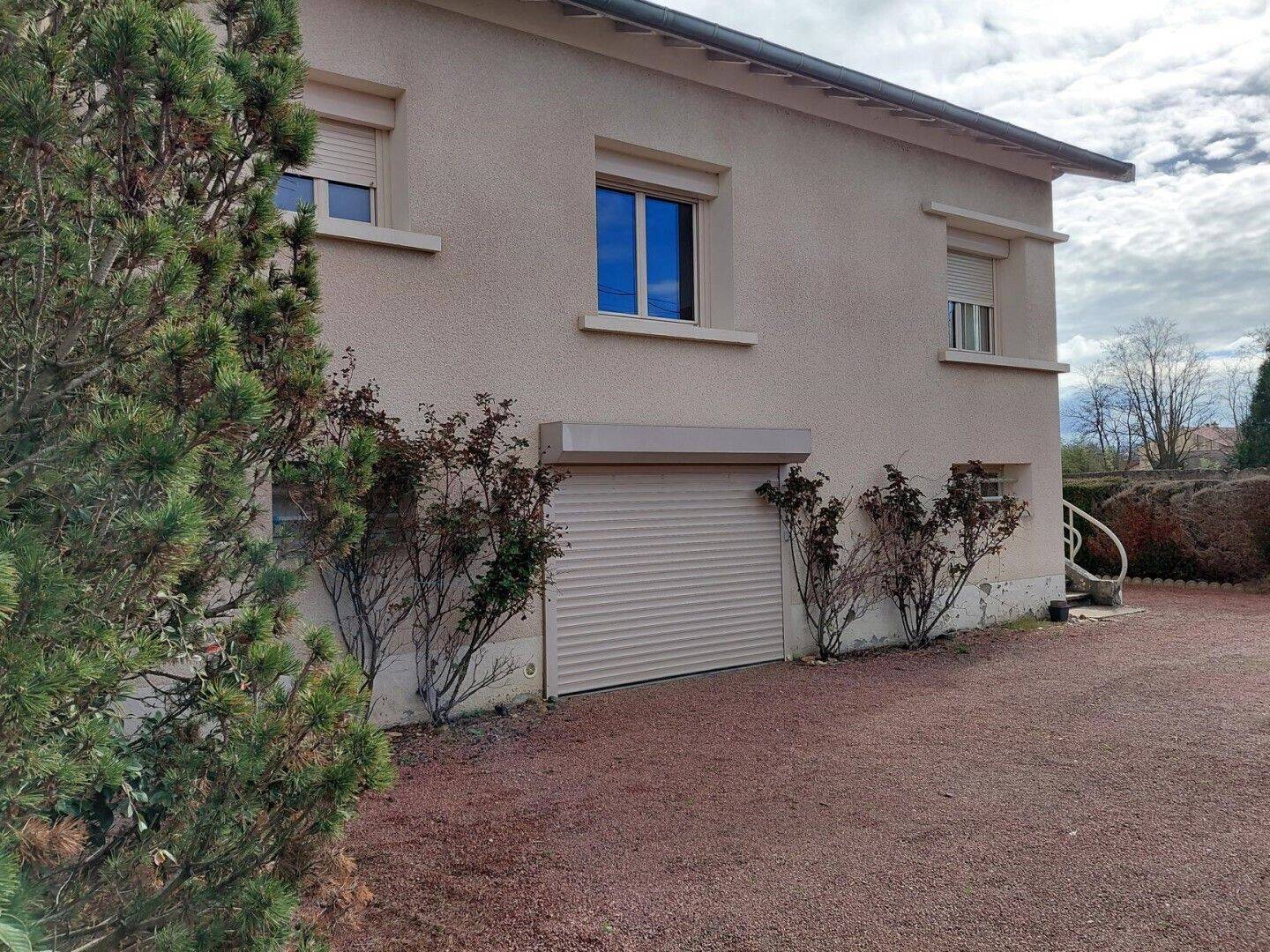 Maison à vendre, 94m², POUILLY SOUS CHARLIEU
