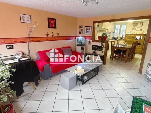 Maison de ville à vendre 87 600 € 4 pièces 3 chambres 74 m² 46 m² de terrain Benardiere-Saint Michel Flers 61100