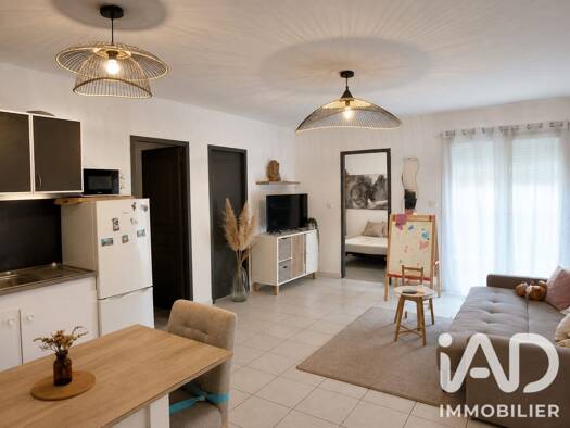 Appartement à vendre 129 000 € 3 pièces 2 chambres 55 m² 1er étage Althen-des-Paluds 84210