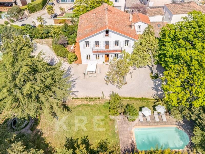 Maison à vendre, 250m², MARSEILLE 12E