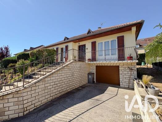 Maison à vendre 325 000 € 5 pièces 4 chambres 117 m² Centre Bourg Épône 78680