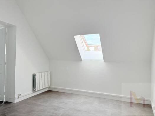 Appartement à louer 800 € 2 pièces 1 chambre 25,45 m² Étage 2/2 Contant-Général Leclerc Gagny 93220