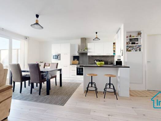 Duplex à vendre 349 000 € 4 pièces 3 chambres 91,5 m² Étage 1/2 Thiverval-Grignon 78850