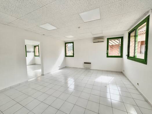 Espace bureau à louer 780 € 42 m² de bureaux Carnoux en Provence 13470