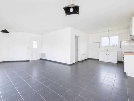 Maison à vendre 189 000 € 4 pièces 3 chambres 81 m² 2 183 m² de terrain Montgaillard 40500