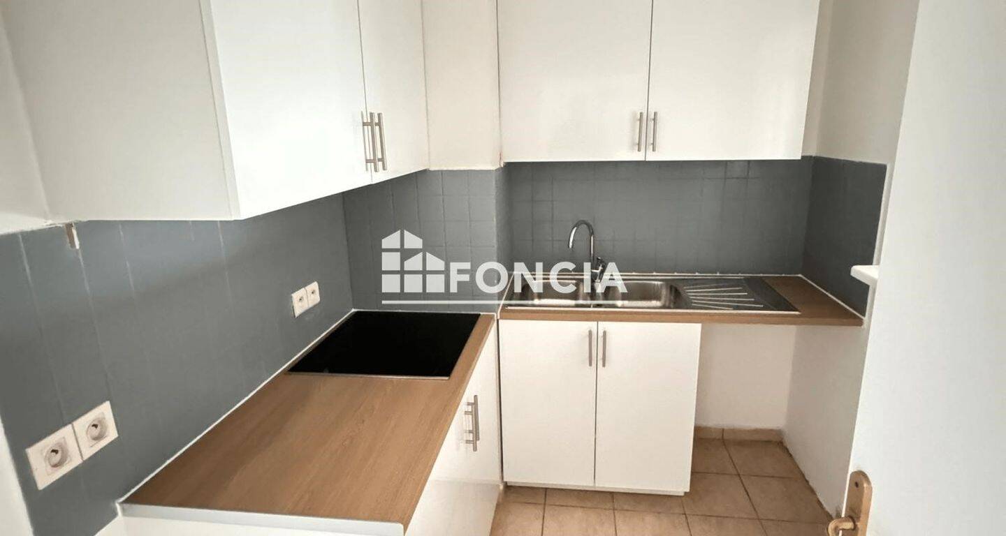 Maison à louer, 42m², LEVALLOIS PERRET