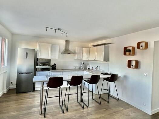 Appartement à louer 1 100 € 2 pièces 1 chambre 46 m² Champs Mitry-Mory 77290