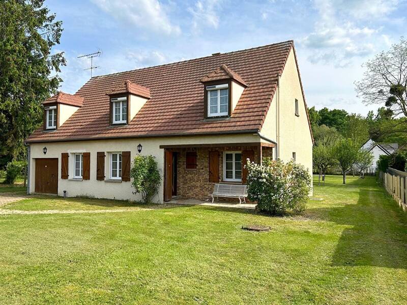 Maison à vendre, 167m², HOUDAN