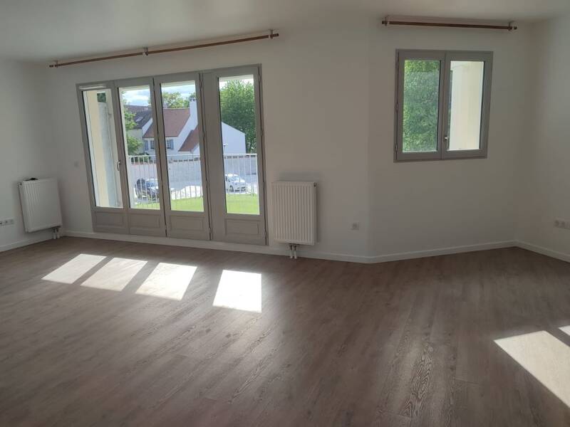 Maison à louer, 65m², EZANVILLE