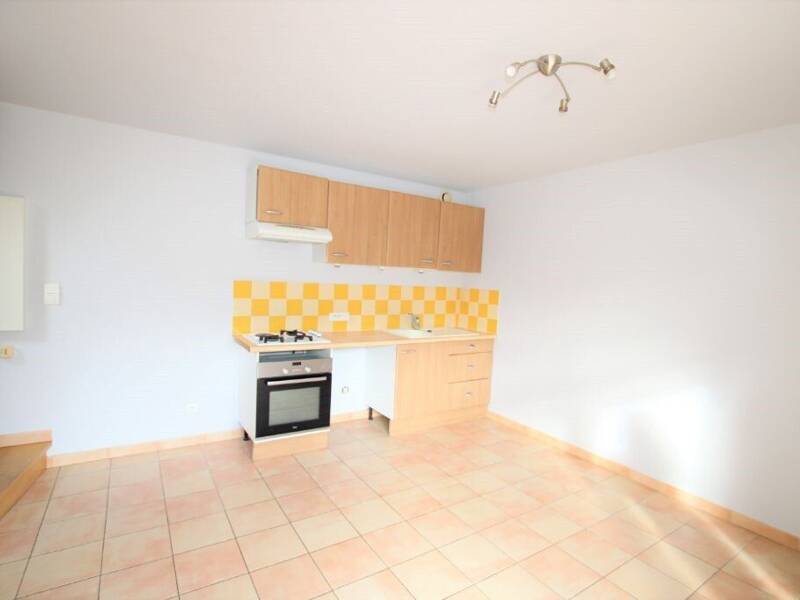 Maison à louer, 42m², PERNES LES FONTAINES