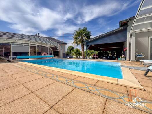 Maison de plain-pied à vendre 1 160 000 € 10 pièces 197,4 m² 2 100 m² de terrain Herrlisheim 67850