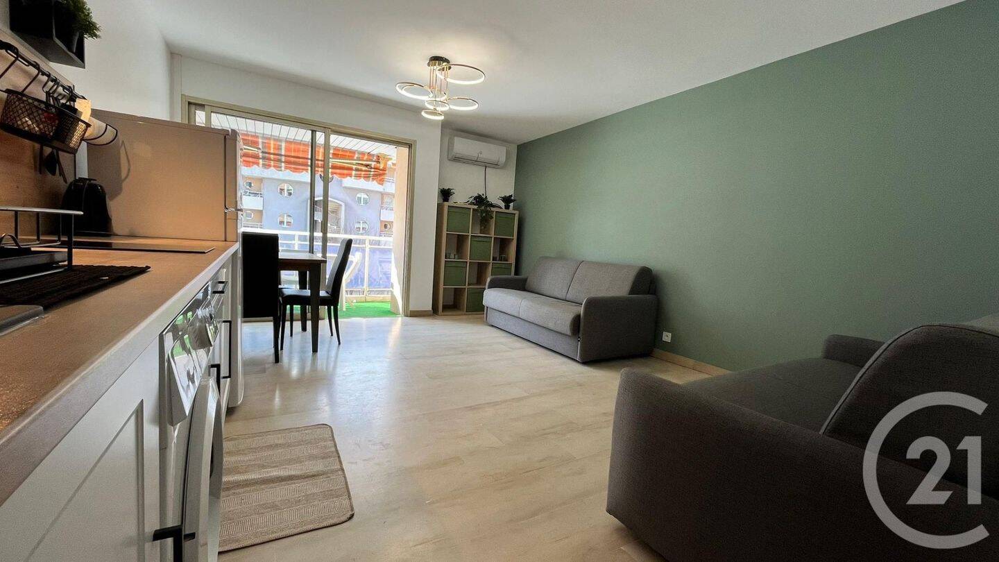 Maison à louer, 26m², JUAN LES PINS