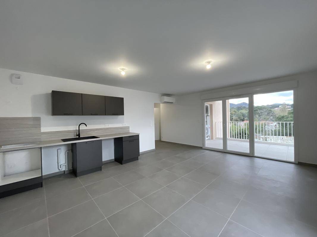 Maison à louer, 70m², AJACCIO