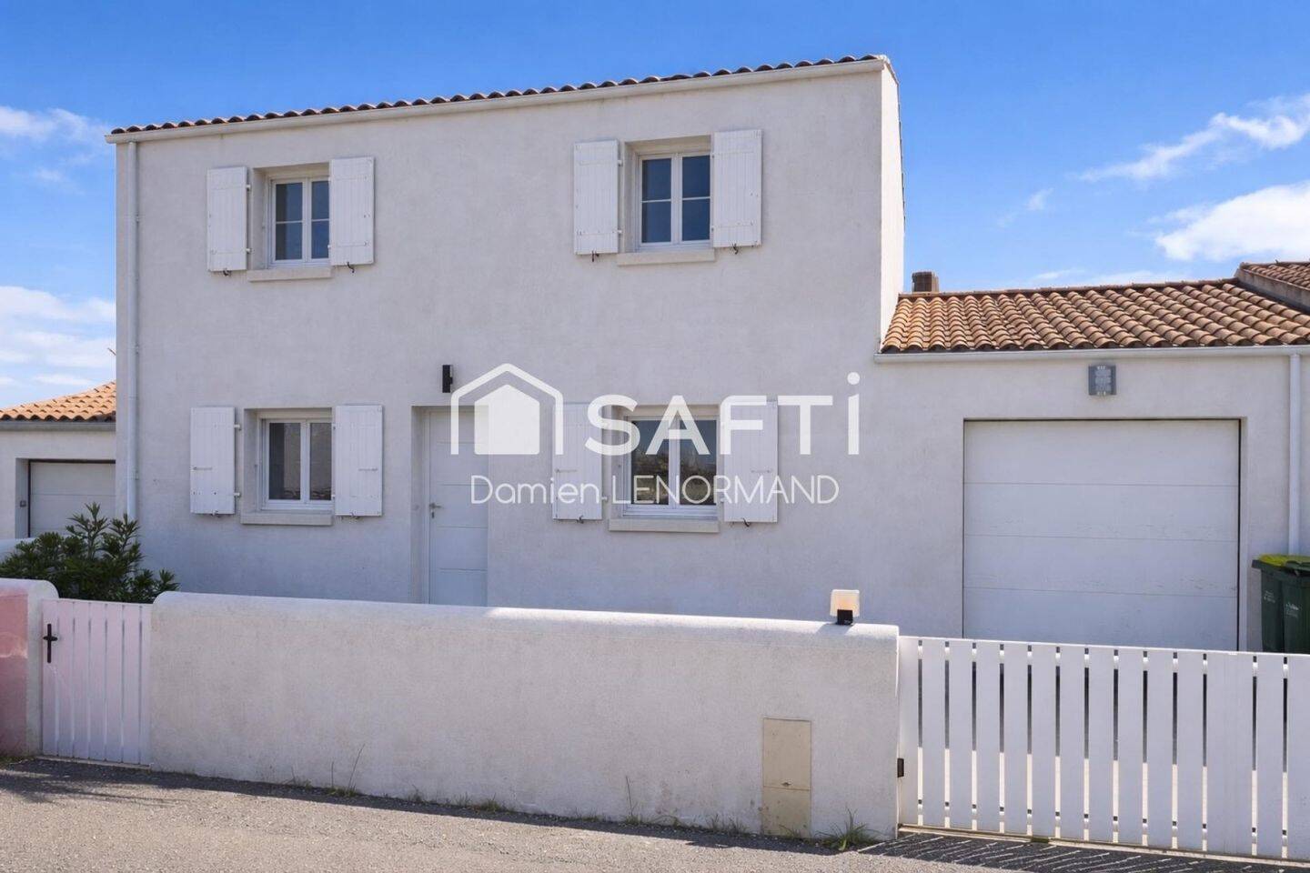 Maison à vendre, 120m², LA BREE LES BAINS