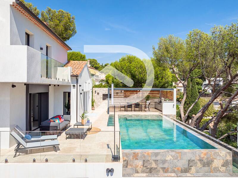 Maison à vendre, 375m², CASSIS