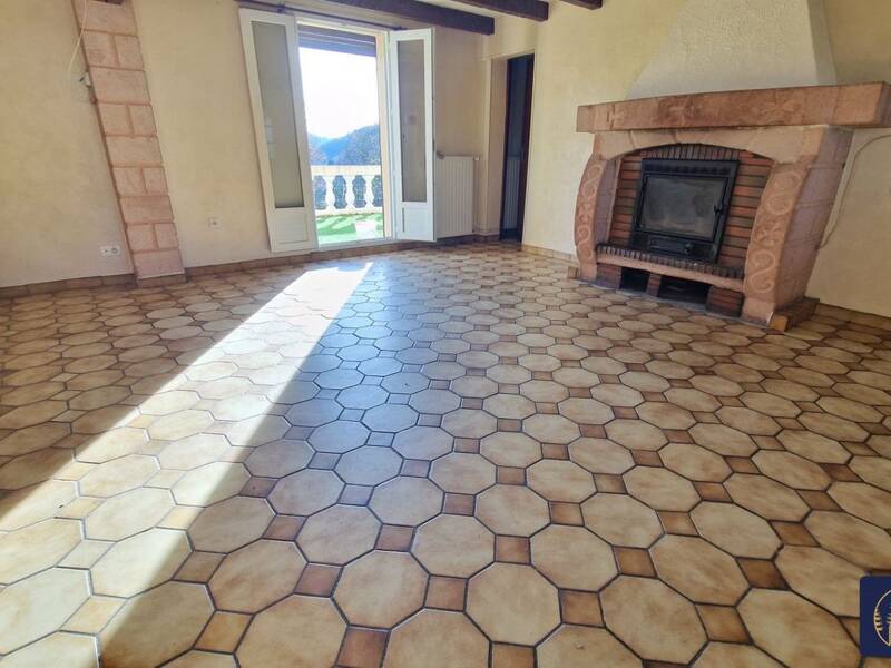 Maison à louer, 129m², YDES