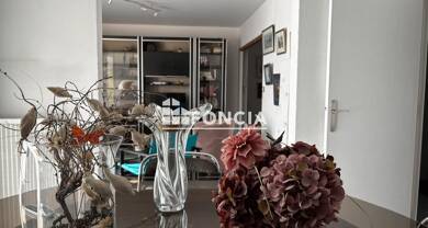 Appartement à vendre 140 000 € 4 pièces 2 chambres 74,8 m² 3 étages Centre Ville Guilherand-Granges 07500