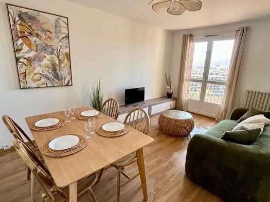 Appartement à louer 980 € 2 pièces 1 chambre 44,1 m² 7ème étage Marseille 10ème arrondissement 13010