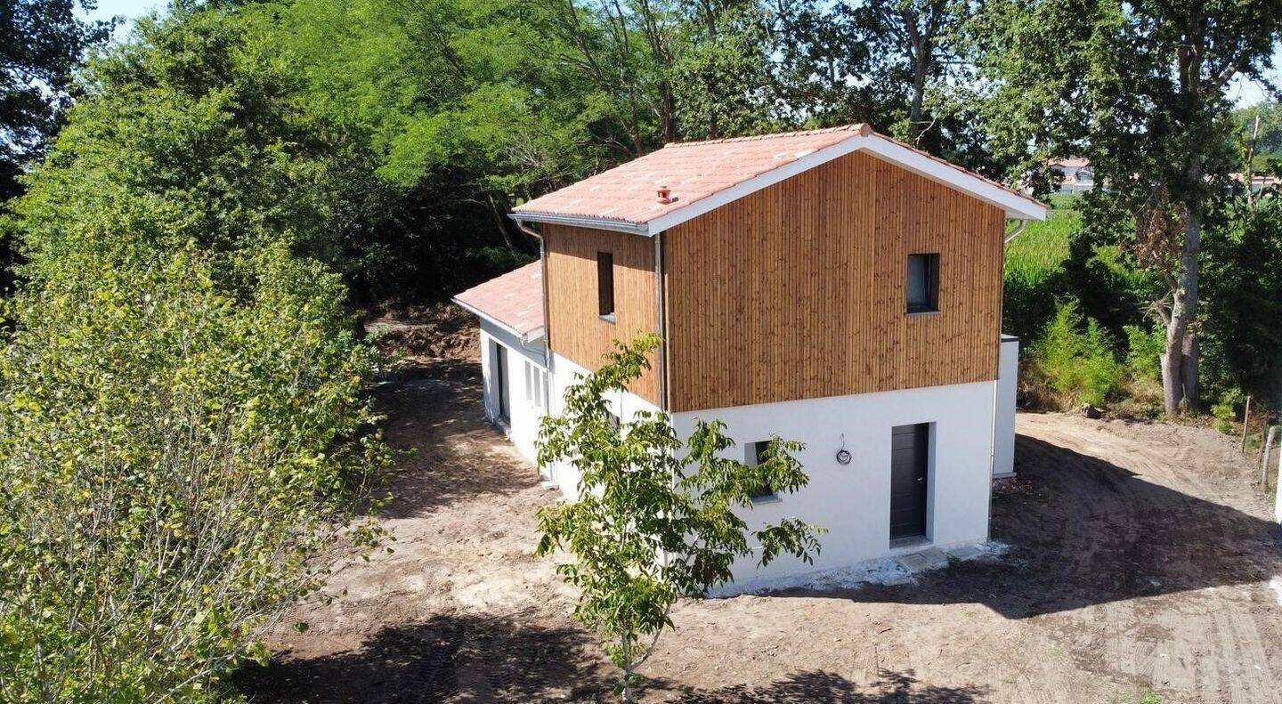Maison à vendre, 117m², SAINT GEOURS DE MAREMNE
