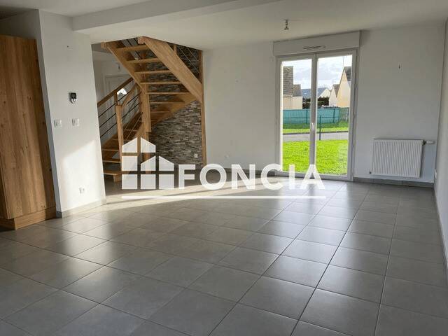 Maison à louer, 91m², FATINES