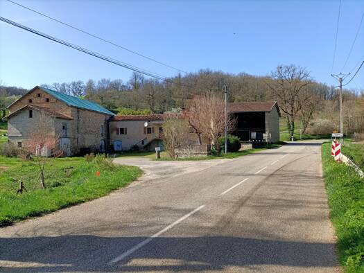 Maison à vendre 127 000 € 2 pièces 1 chambre 65 m² 3 435 m² de terrain Varen 82330