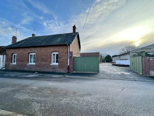 Ferme à vendre 189 000 € 3 pièces 2 chambres 115 m² 1 100 m² de terrain Hangest-en-Santerre 80134