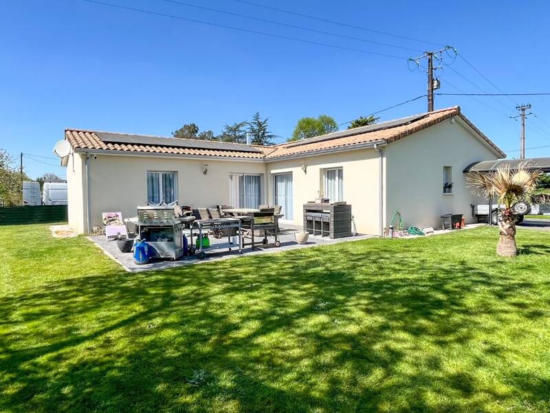 Maison à vendre, 175m², MENESPLET