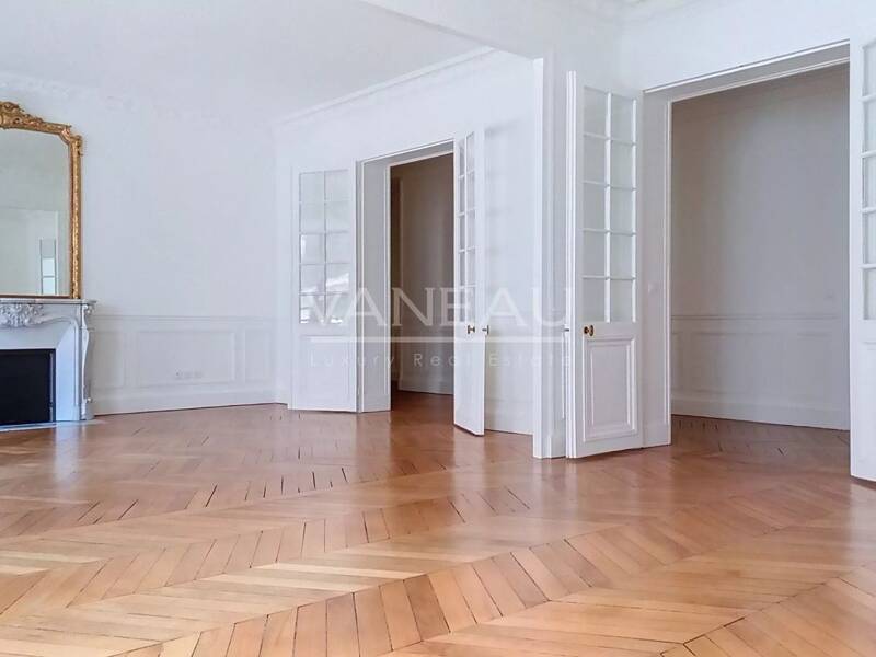 Maison à louer, 148m², PARIS 16E