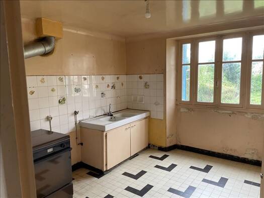 Maison à vendre 45 000 € 4 pièces 3 chambres 98 m² 155 m² de terrain Janaillat 23250