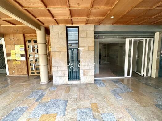 Local commercial à louer 330 € 24 m² de surface de vente Temps Perdu-La Trinque Manosque 04100