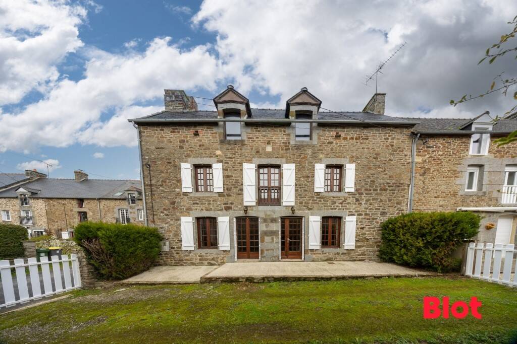 Maison à vendre, 118m², PLEUDIHEN SUR RANCE