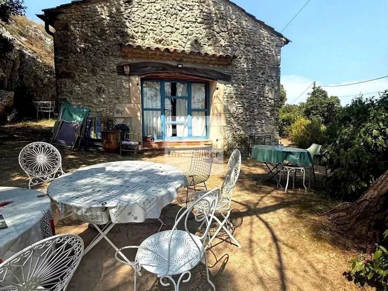 Maison à louer, 120m², LUSSAN