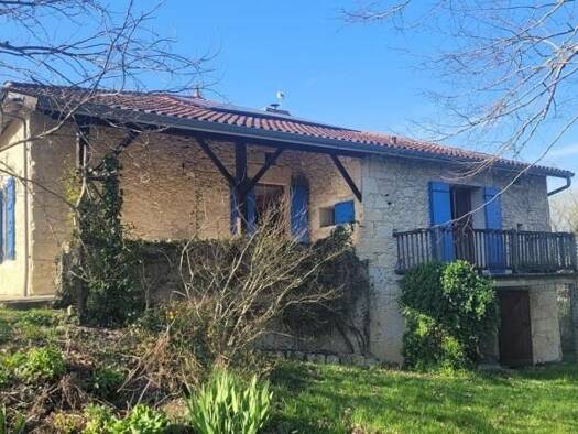 Maison de plain-pied à vendre 367 000 € 9 pièces 6 chambres 230 m² 14 202 m² de terrain Nord Condom 32100