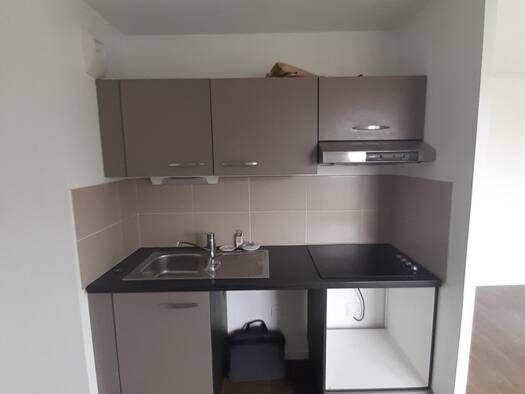 Appartement à louer 600 € 2 pièces 40,4 m² Étage 3/3 dès le 25/04/2026 Blordière Rezé 44400