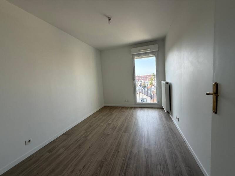 Maison à louer, 67m², LA COURNEUVE