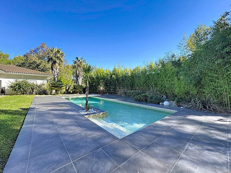 Maison à vendre, 262m², SAINT GELY DU FESC