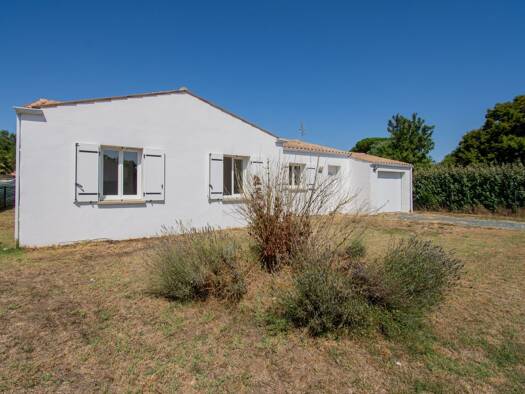 Maison de plain-pied à vendre 278 200 € 4 pièces 3 chambres 85 m² 632 m² de terrain Étaules 17750