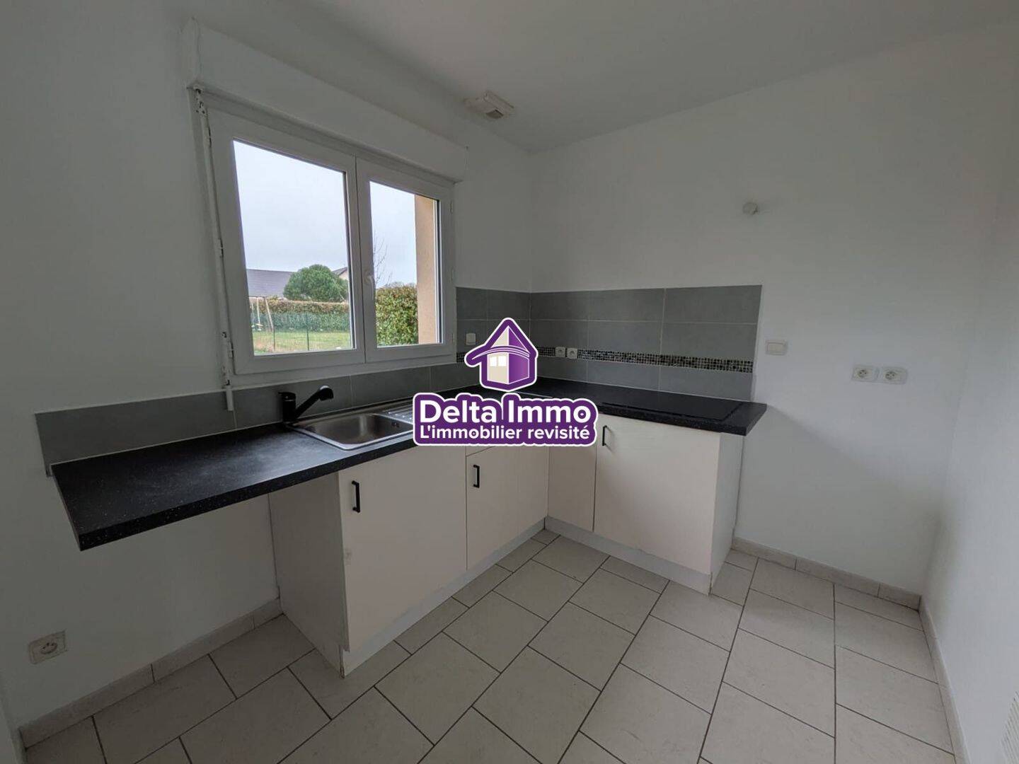 Maison à vendre, 88m², SAINT SEBASTIEN DE MORSENT