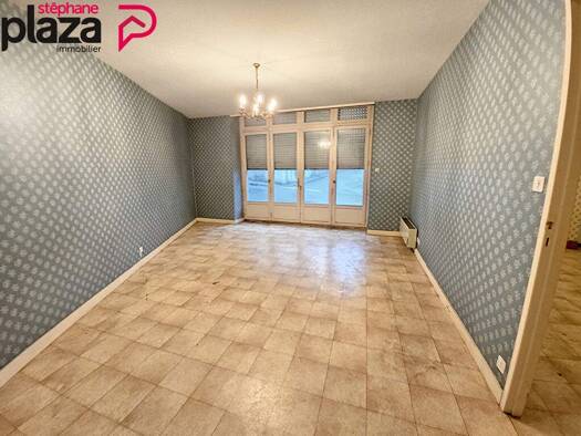 Appartement à vendre 92 000 € 3 pièces 71,36 m² Étage 1/3 Centre Ville Douarnenez 29100