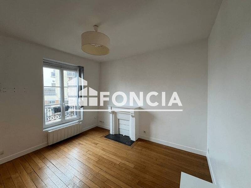 Maison à louer, 42m², PARIS 18E