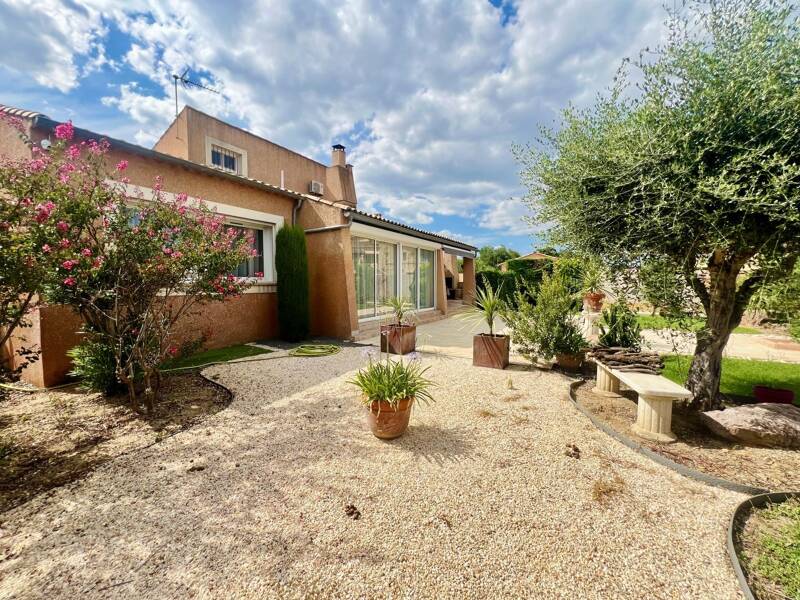 Maison à vendre, 156m², BESSAN