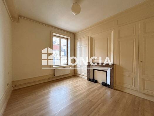 Appartement à louer 718 € 4 pièces 1 chambre 70,6 m² Étage 2/3 Anse 69480