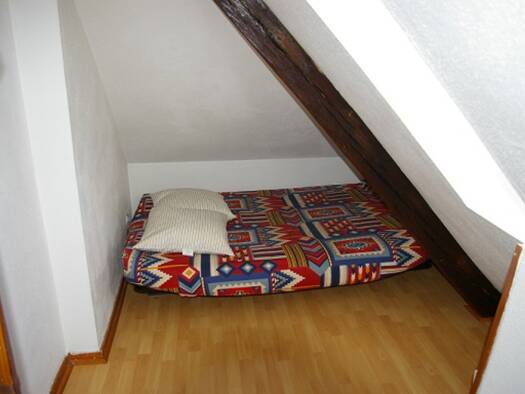 Duplex à louer - logement étudiant 312 € 1 pièce 12,4 m² Étage 2/2 Centre - Chapelle des Buis Besançon 25000