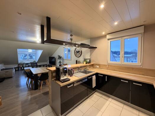 Appartement à vendre 205 000 € 3 pièces 2 chambres 80 m² Étage 2/2 Malpas 25160