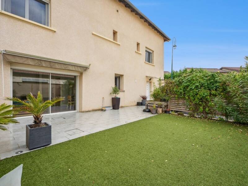 Maison à vendre, 138m², SAINT PIERRE DE CHANDIEU