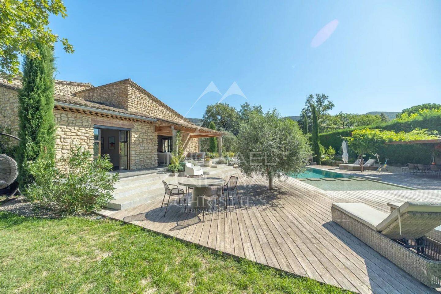 Maison à vendre, 252m², MENERBES