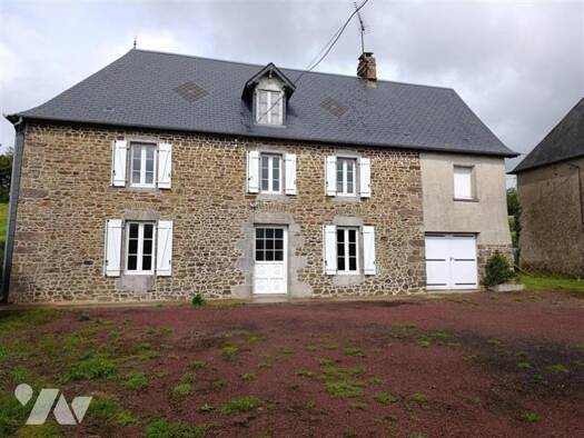 Maison à vendre 119 560 € 7 pièces 3 chambres 116 m² Roncey 50210