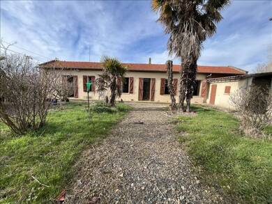 Maison à vendre 171 200 € 6 pièces 5 chambres 203 m² 4 000 m² de terrain Escazeaux 82500