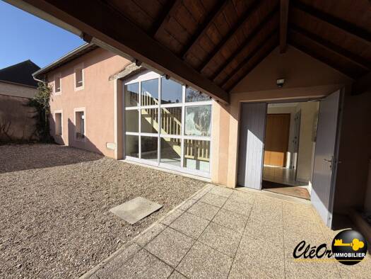 Appartement à louer 350 € 1 pièce 34 m² 1er étage Pierre-de-Bresse 71270