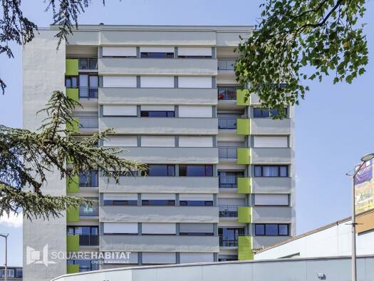 Appartement à vendre 80 000 € 5 pièces 2 chambres 95 m² Étage 4/9 Centre Ville Montbeliard 25200